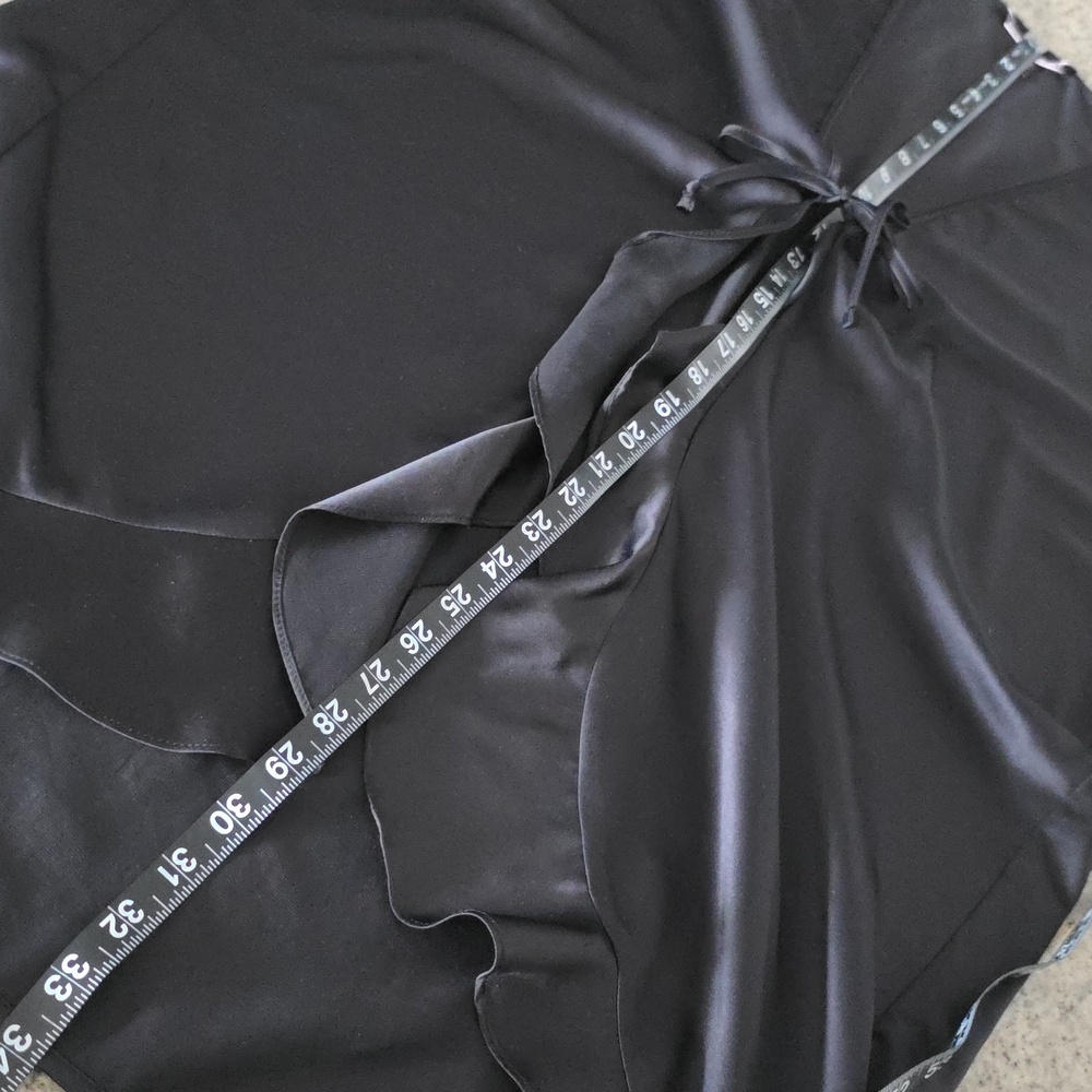 Victoria's Secret Black Tie-Front Flutter Komono - Picture 8 of 8